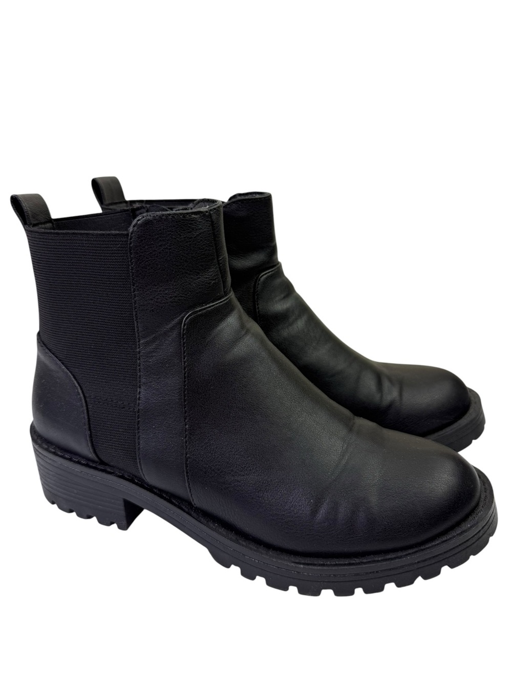 Universal Thread Women’s Black Boots Size 7.5